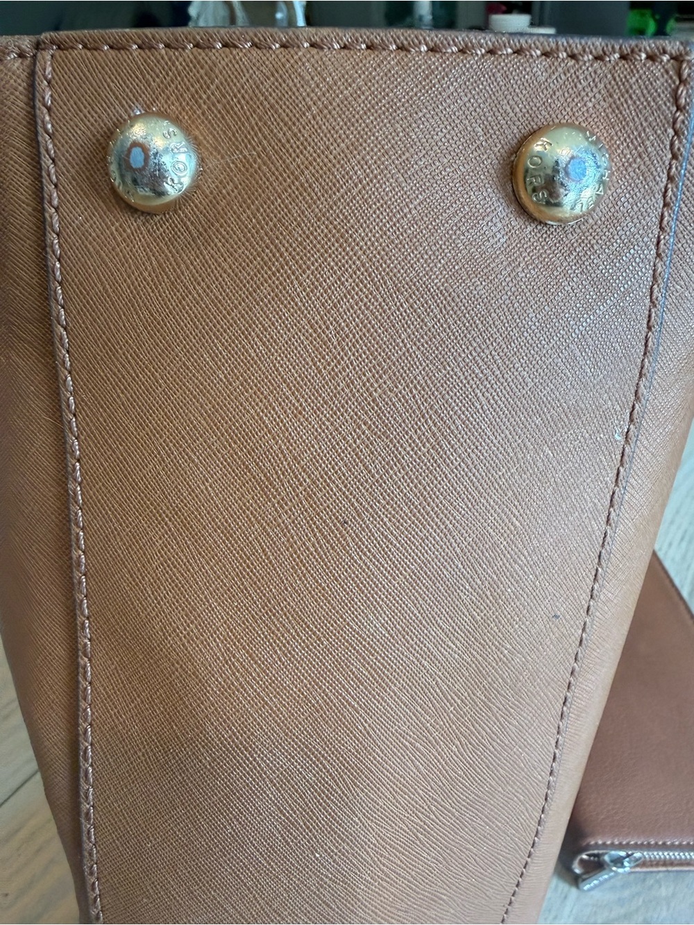 Michael Kors Hamilton Brown Saffiano Leather Tote with Matching Wallet - Picture 12 of 15